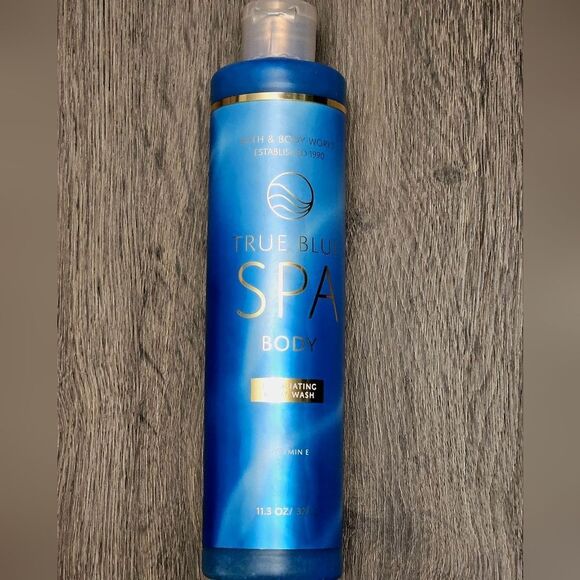 True Blue Spa Exfoliating Body Wash W Vitamin E NEW By Bath & Body Works $18.95 - Picture 6 of 16